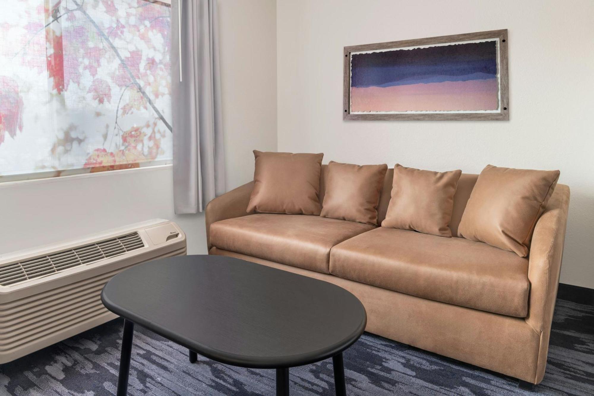 Hotel Fairfield &